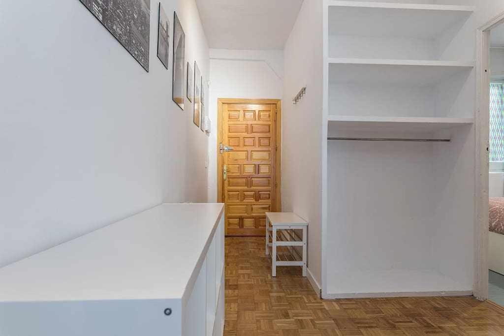 Appartement Apartamento Confortable En Atocha à Madrid Extérieur photo